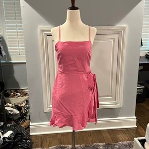 Abbeline side tie short dress. Pink